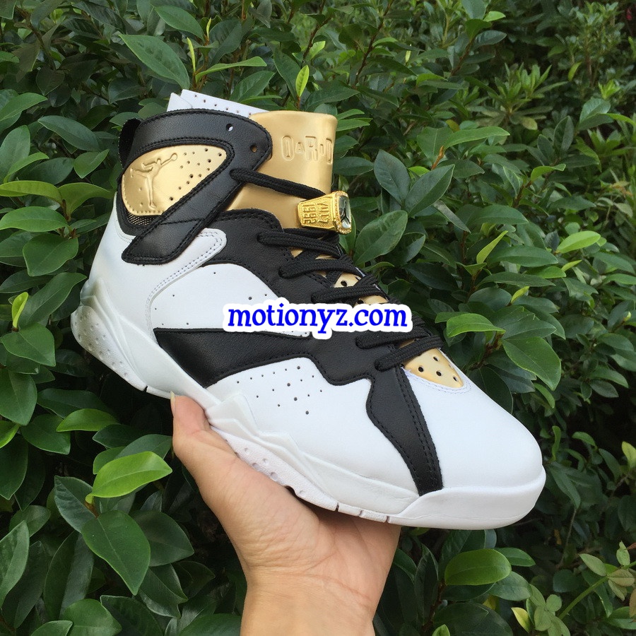 Air Jordan 7 Retro Champagne